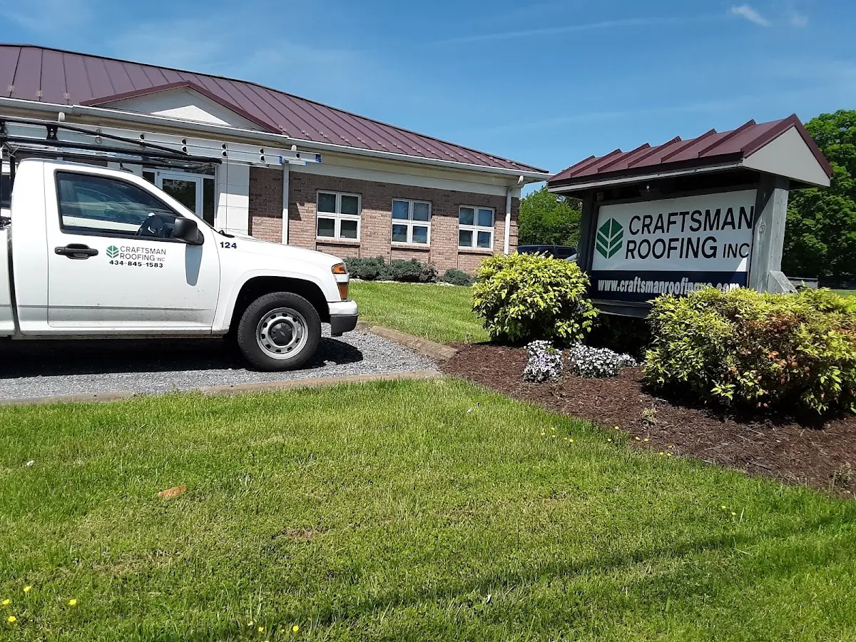 Quality Ice Dam Removal by experienced craftsmen in Blakely